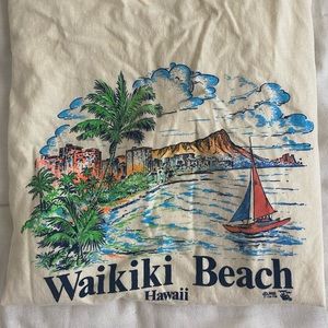 Vintage Hawaii Graphic Tee
